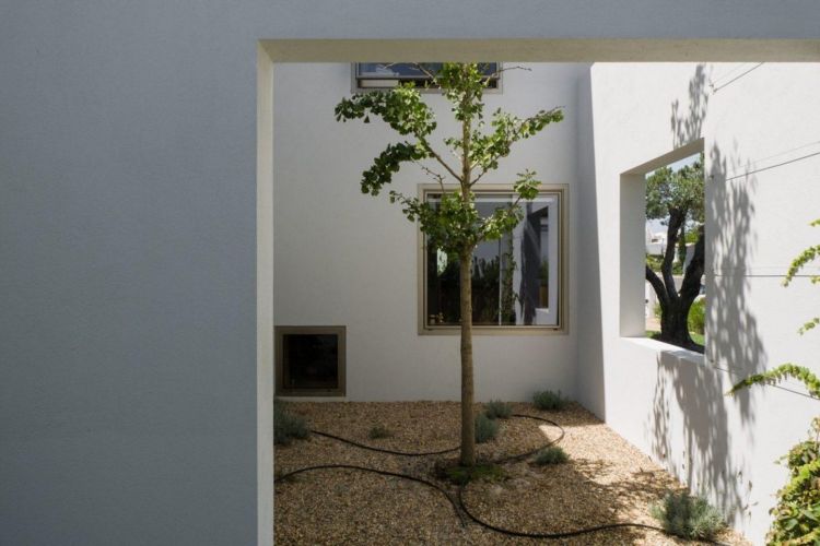 一座房子，一座城市風景。- House In Troia - WEHOUSE-1