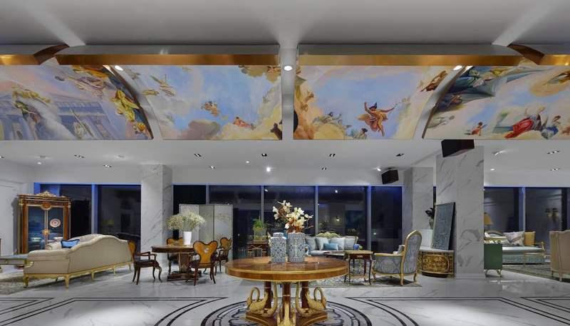 《罗密欧与朱丽叶》启示的意大利家具展厅-5