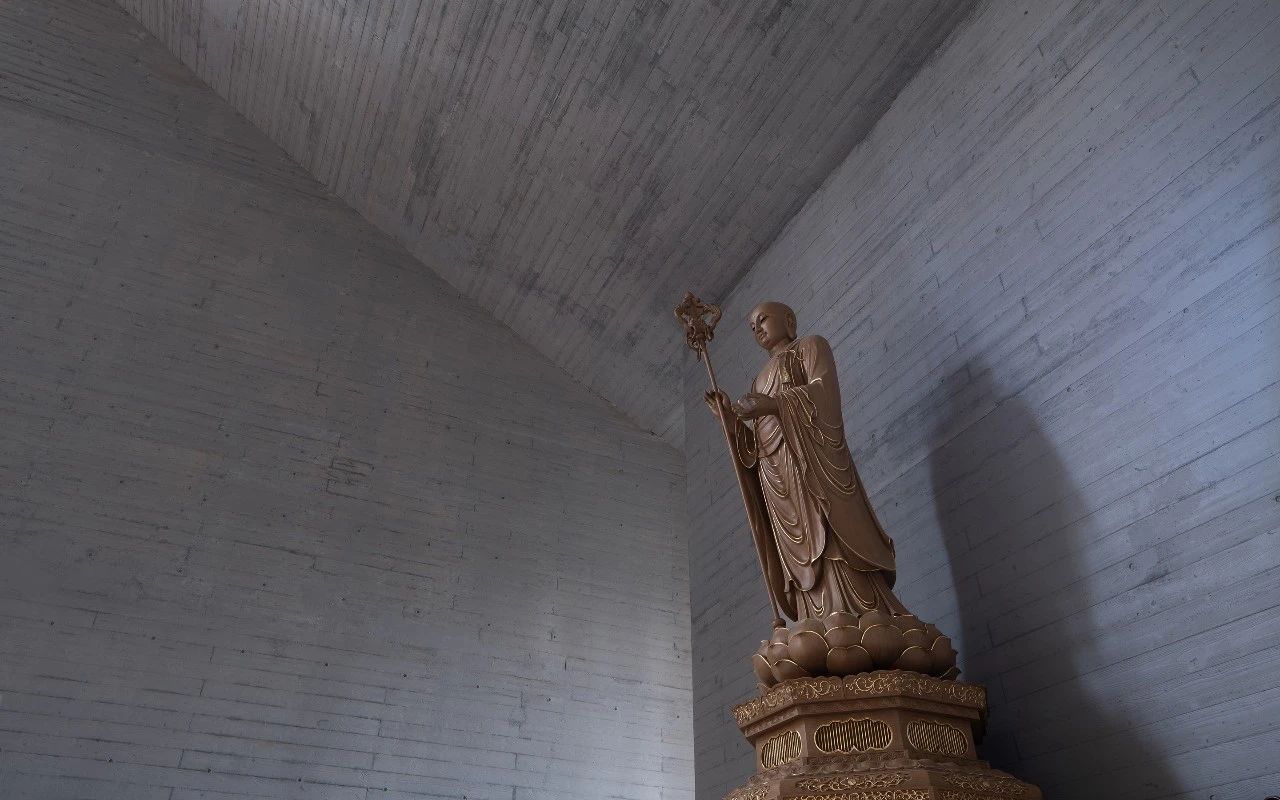 上海浦东国庆寺丨中国上海丨深圳墨泰建筑设计与咨询有限公司-31