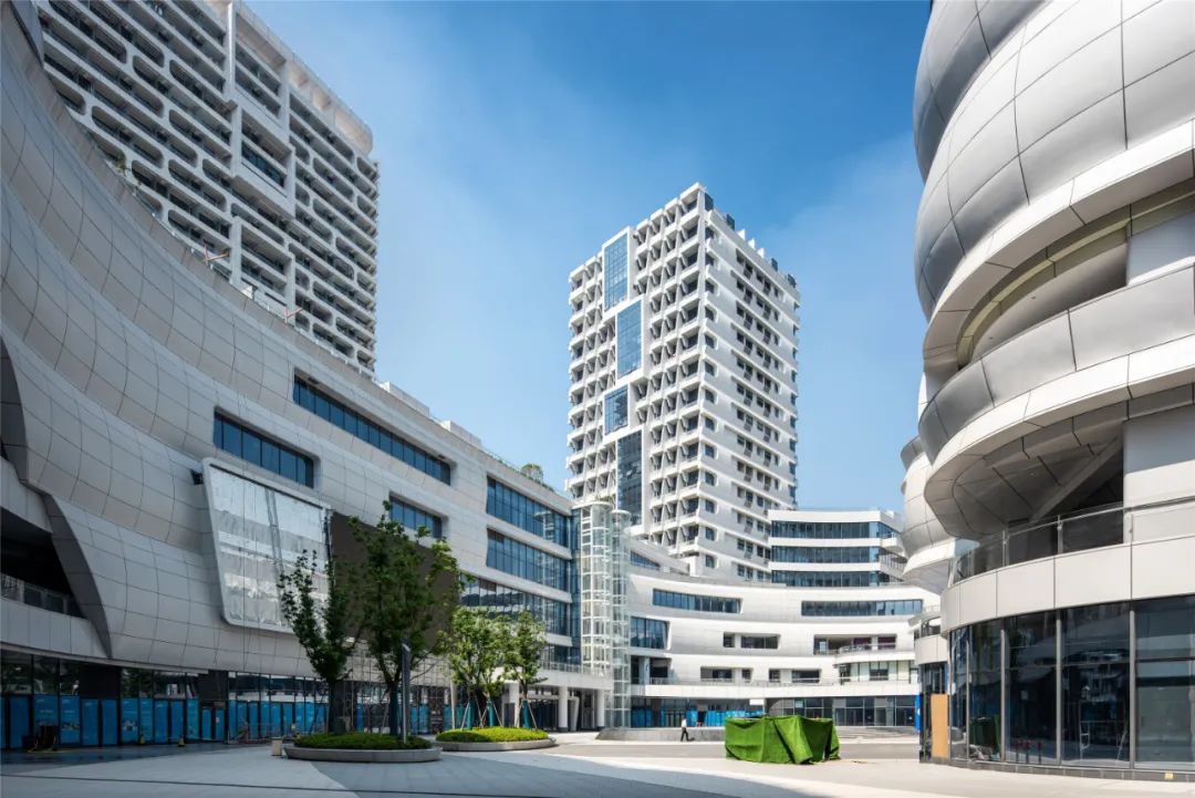 郑州瀚海·海尚广场 | 液态建筑理念，革新都市街市生活-53