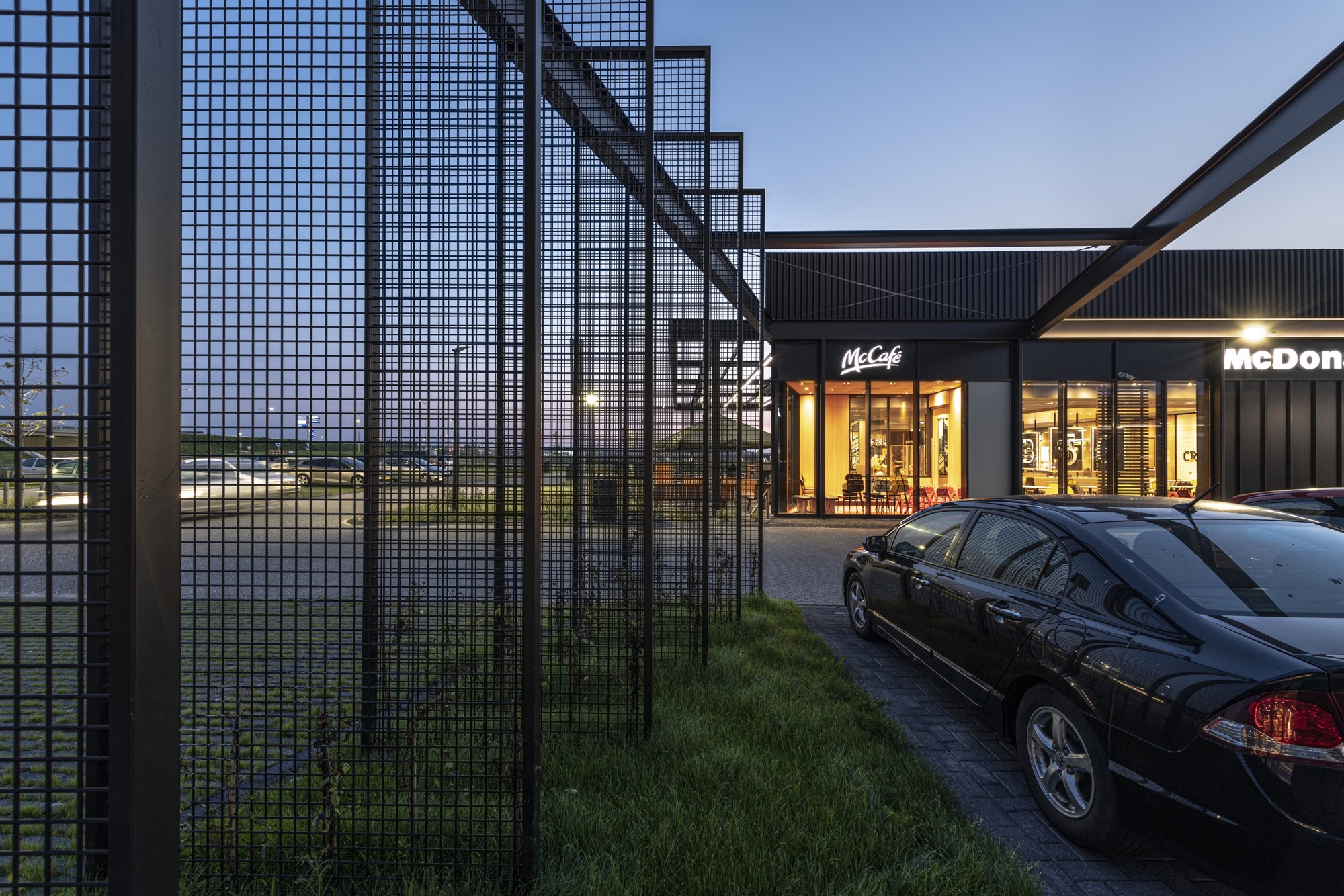 Multi Traffic Point Hoorn / WRK Architecten-20