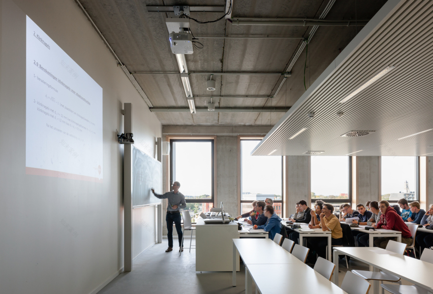 比利时库鲁汶大学布鲁日校区-64