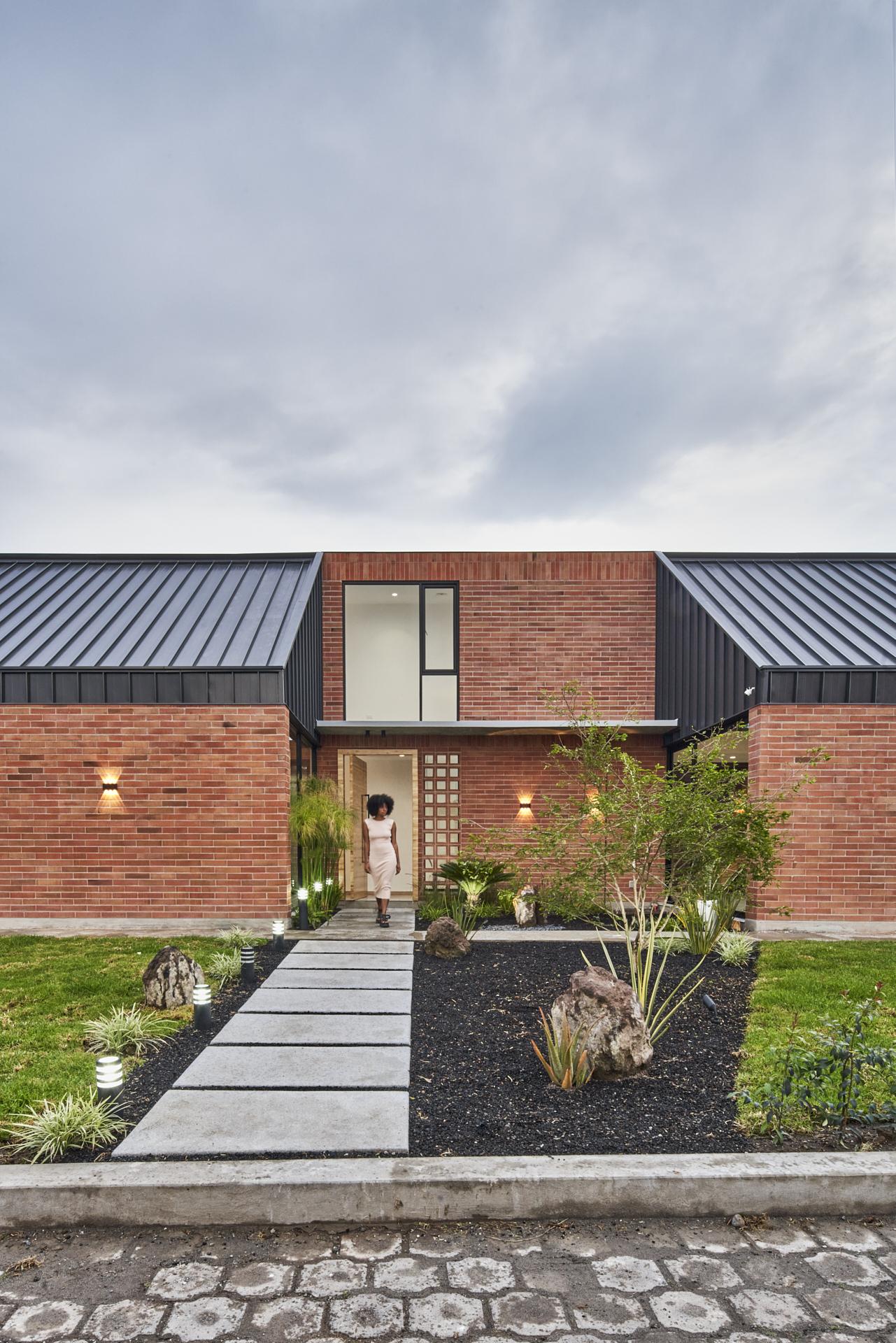 花园之间的房子丨TEC Taller EC-16