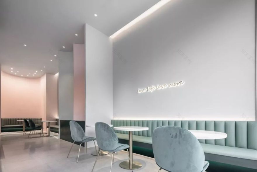 无锡 LOVEMORE 咖啡花艺集合店 | 圆形元素打造温馨空间-16