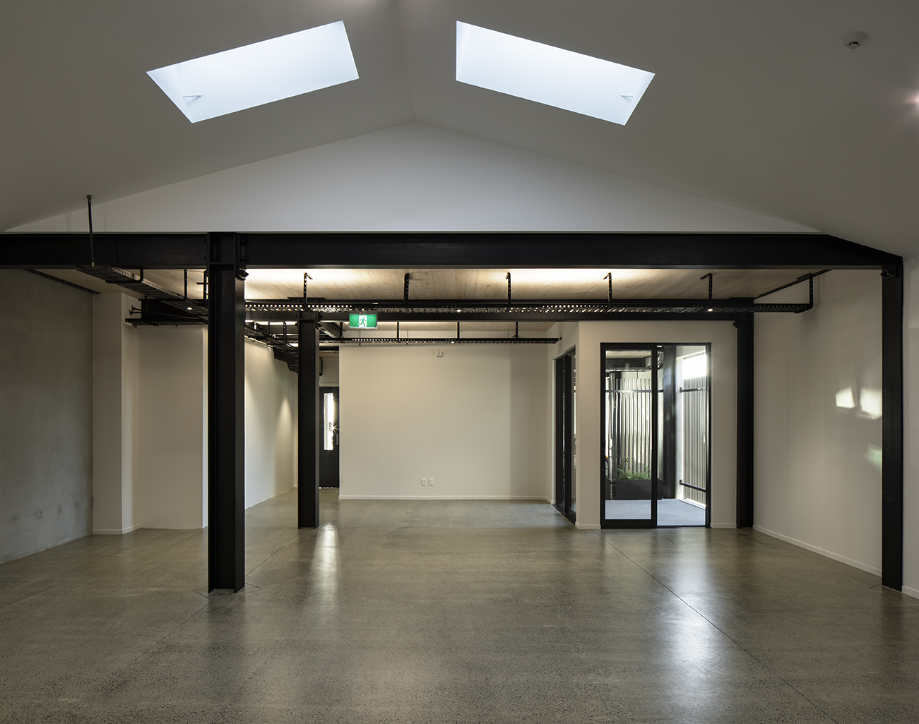 创新建筑公司的生态办公空间-24