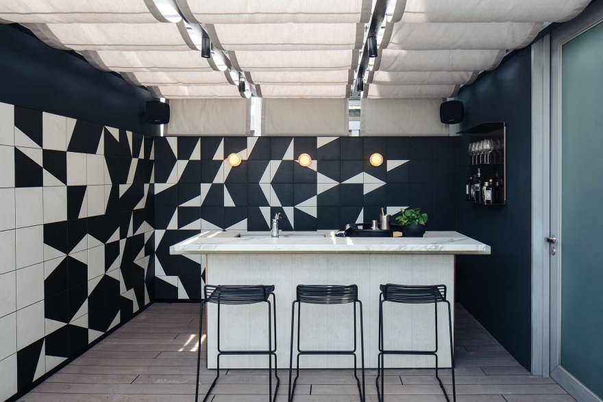 Interior Designer Gabriel Tan take on the Penthouse that Celebrates Irregularities in Singapore — Design Anthology-24