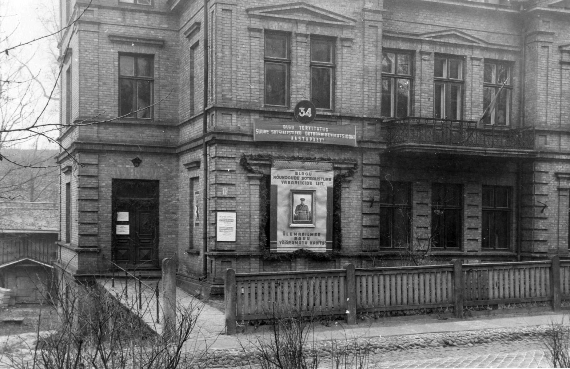 Property CGI | Historical and contemporary apartments-6