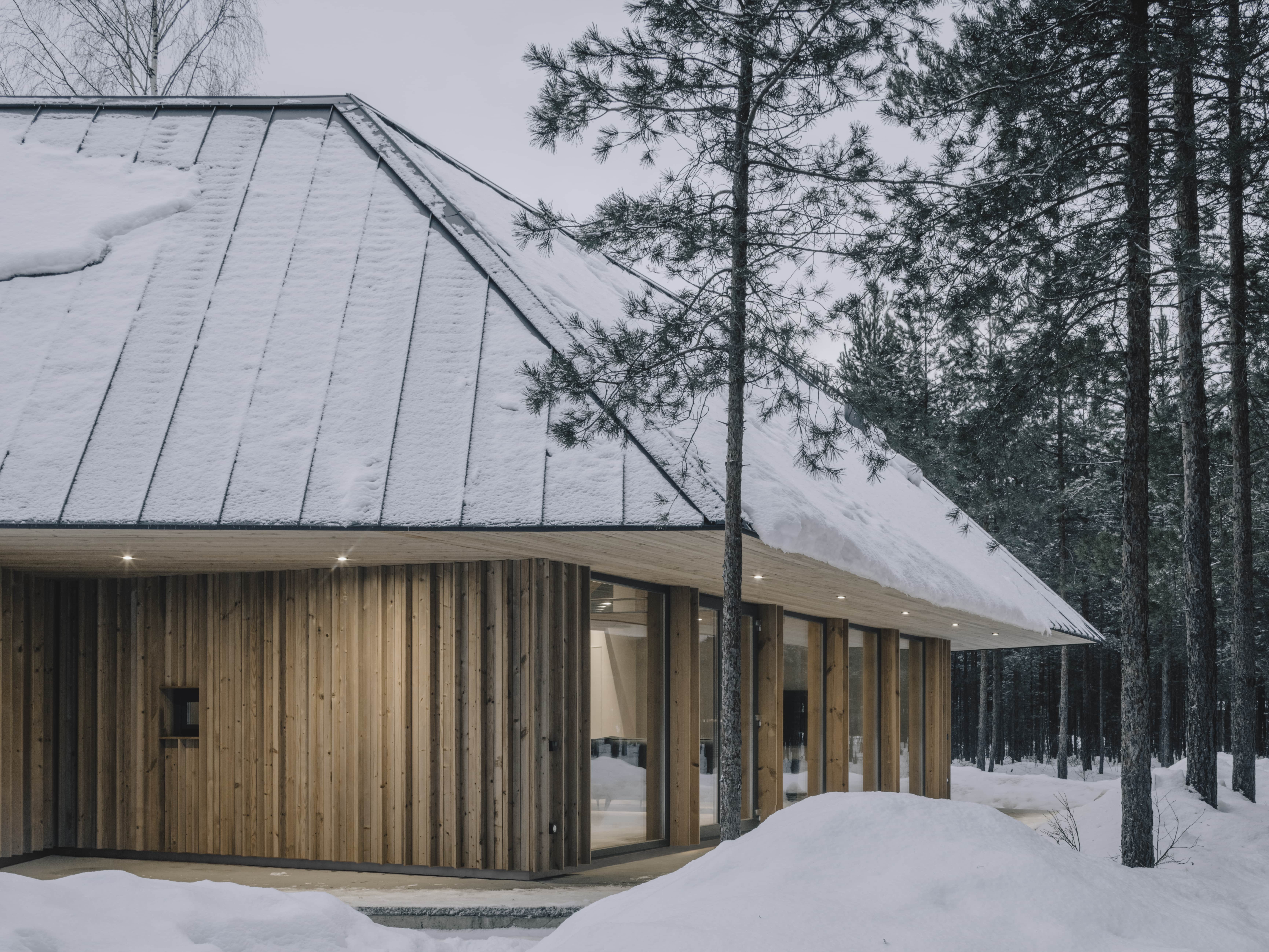 托架屋；支架屋（注：bracket有托架；支架等意思，这里结合具体语境可能会有更合适的表达，如果Bracket House是特定名称，可保持原样或根据其背景赋予更准确称呼 ） -23