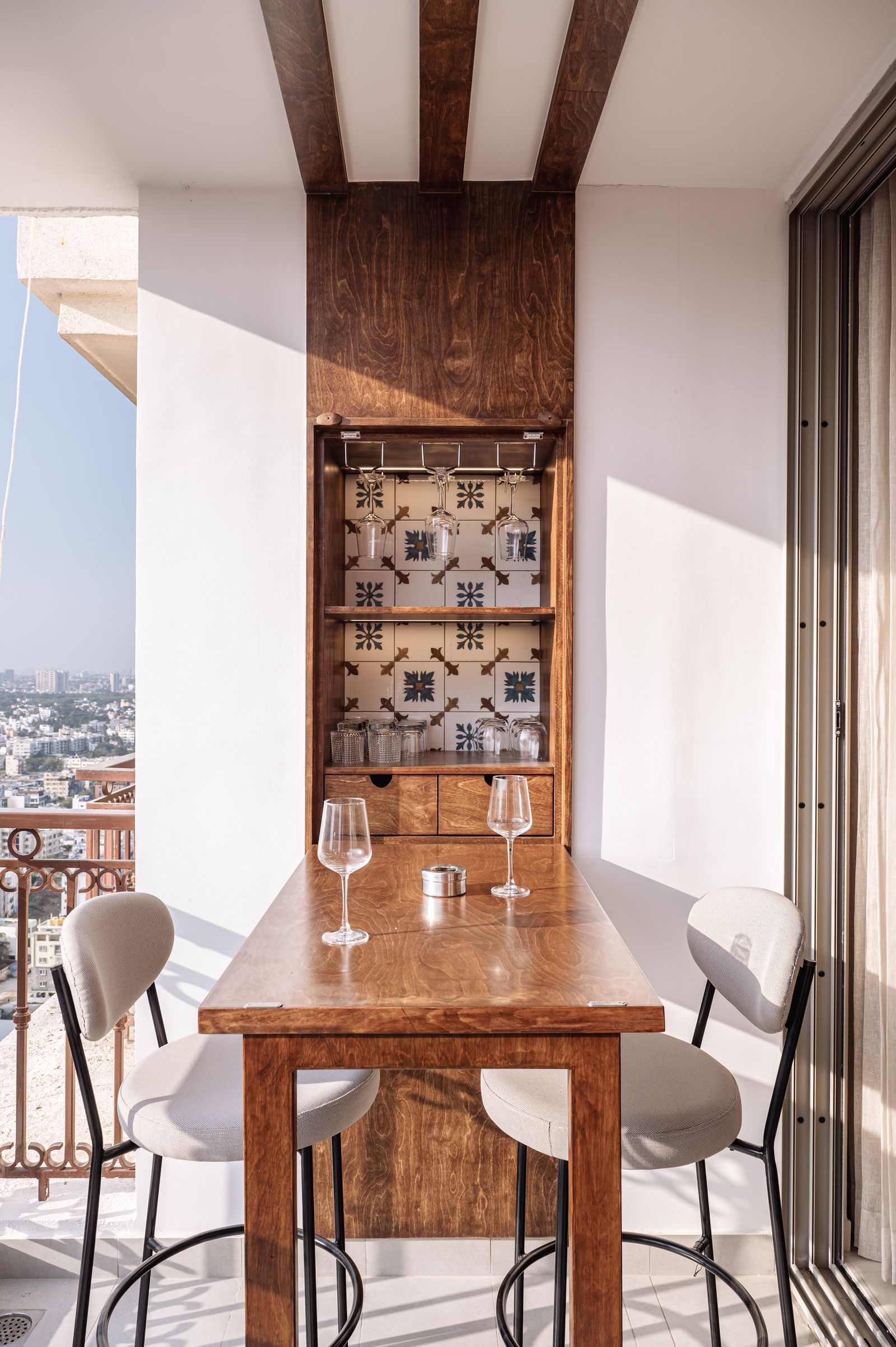 900 平方英尺班加罗尔居家办公改造住宅丨印度班加罗尔丨5FT. Apart 的 Taarini Jouhari-21