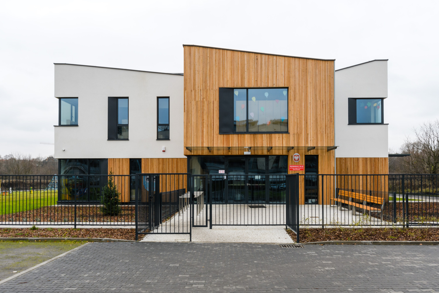 波兰华沙“特伦德”幼儿园——木质外墙、丰富功能区的创意设计-30