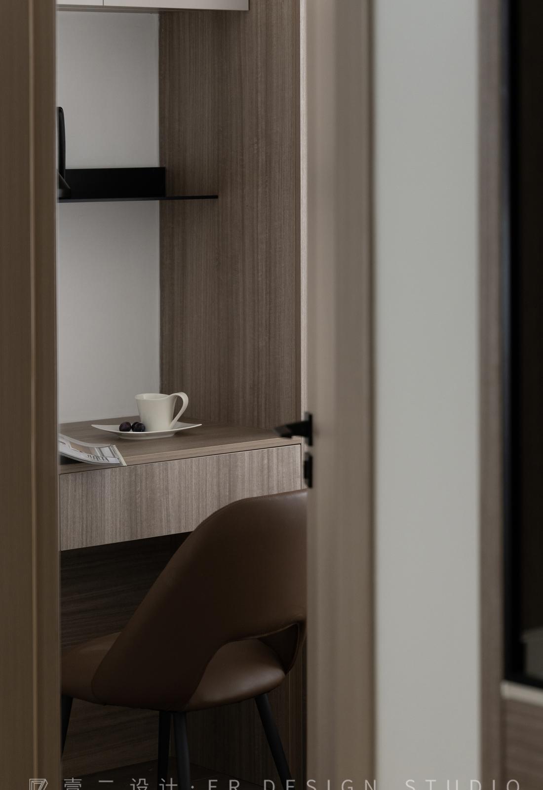 新婚夫妻的温馨之家-36