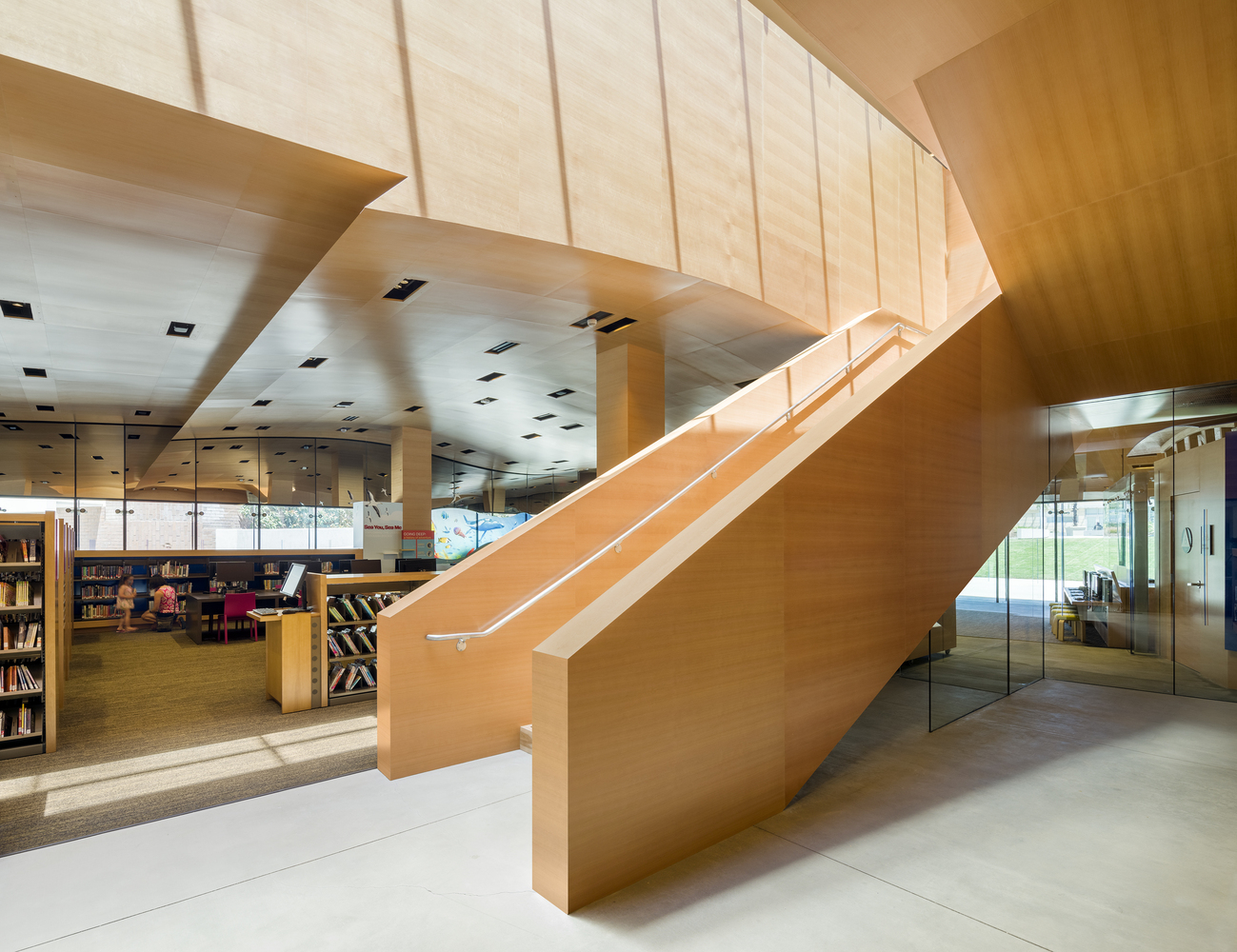 曼哈顿海滩图书馆-14