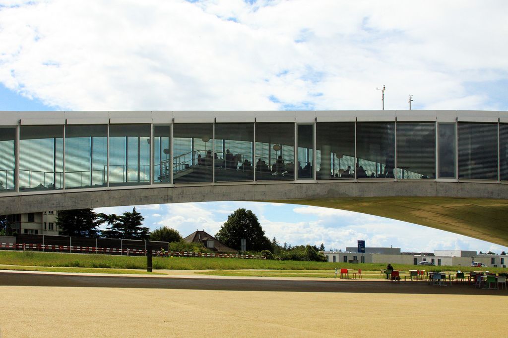 无界空间 · Role· 学习中心设计亮点与趋势分析-16