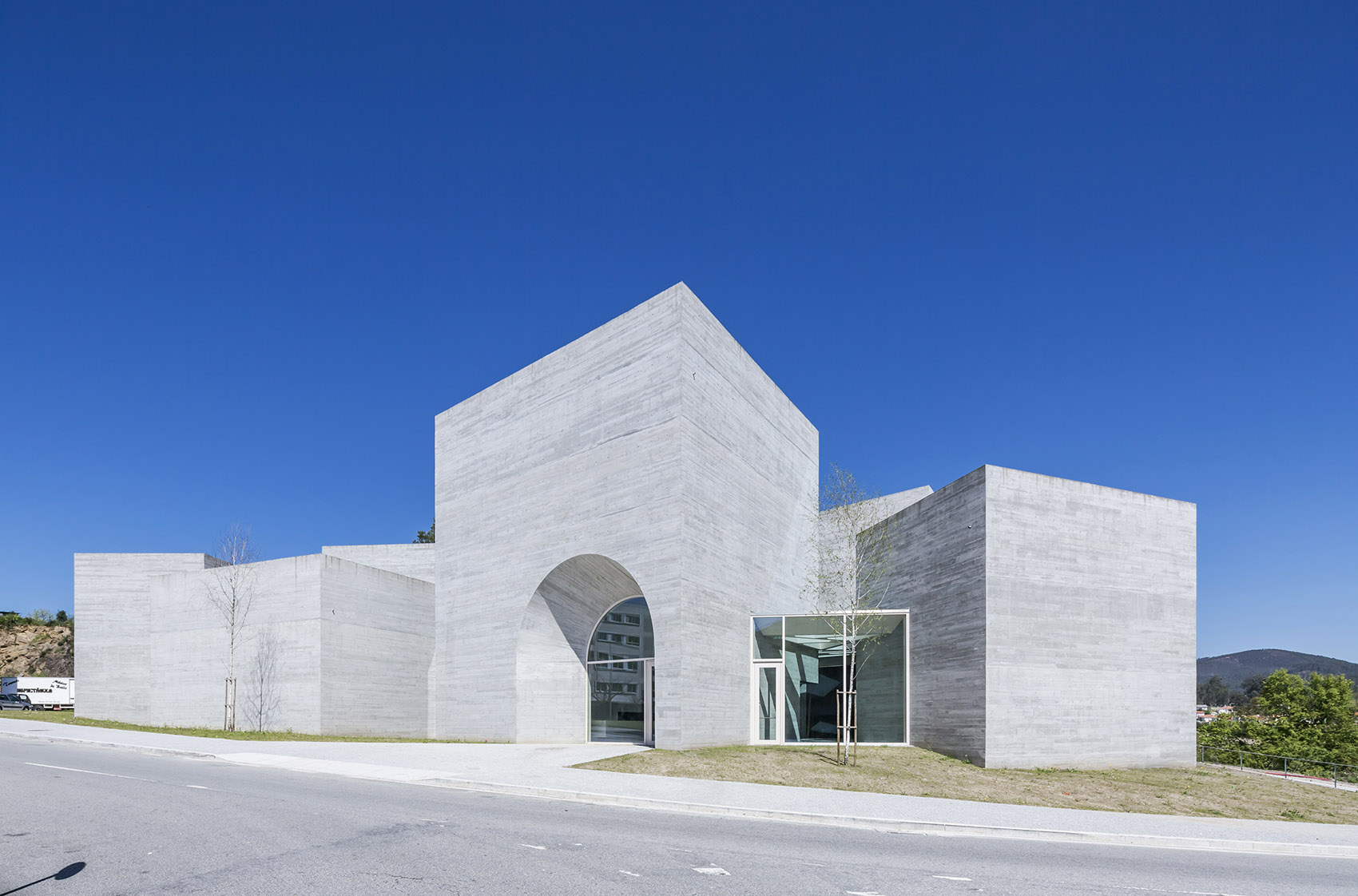 罗马风格艺术展示中心,葡萄牙 / spaceworkers-7