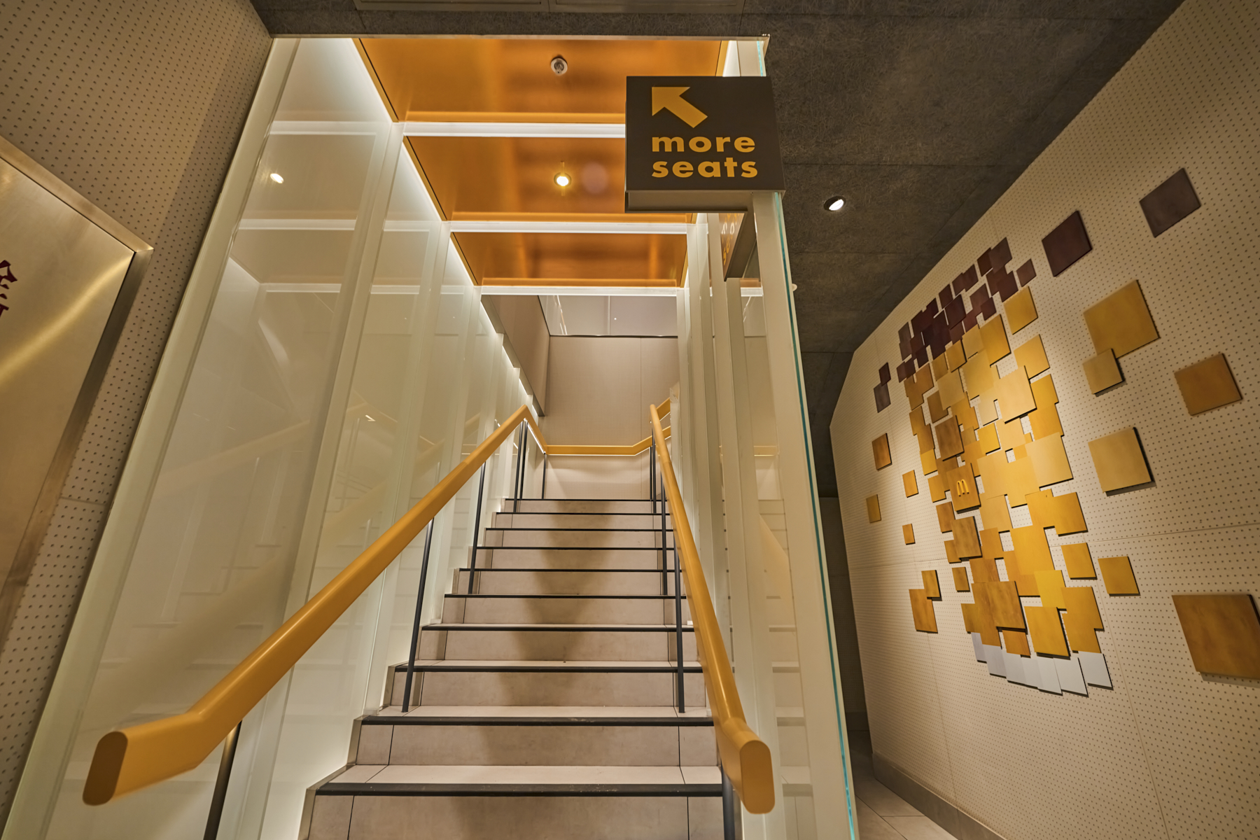 上海麦当劳丨中国上海-9