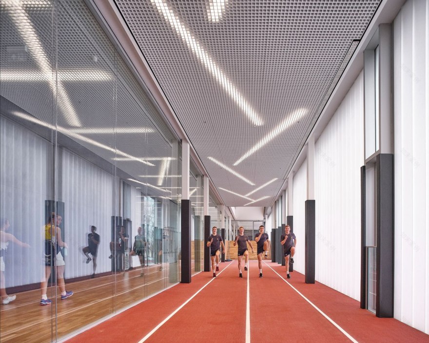 布莱顿学院科学与体育学院大楼丨英国丨大都会建筑事务所(OMA)-39