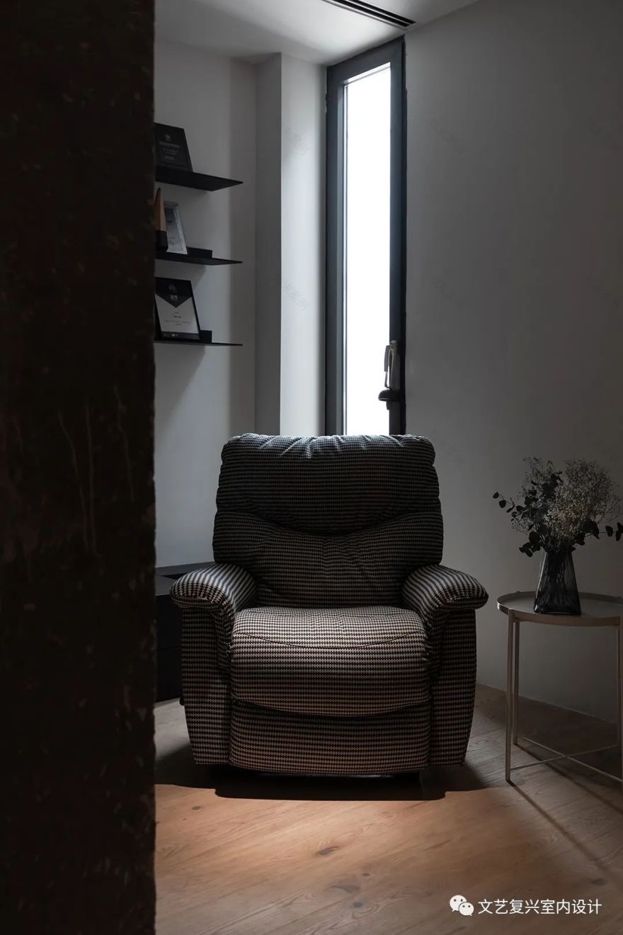 "上帝的指纹"——文艺复兴室内设计办公室-89