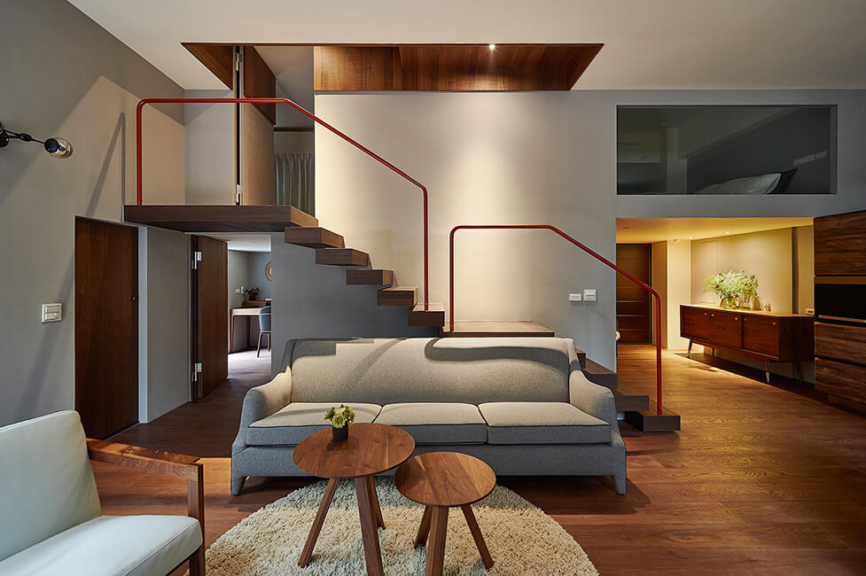 金属木质 loft，现代复式住宅空间设计-8