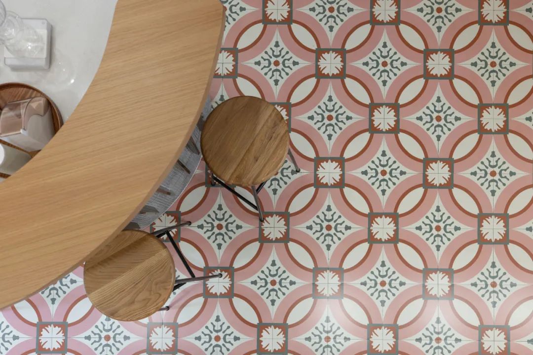 上海 HUGME COFFEE 2.0，粉色复古空间，精致设计-44