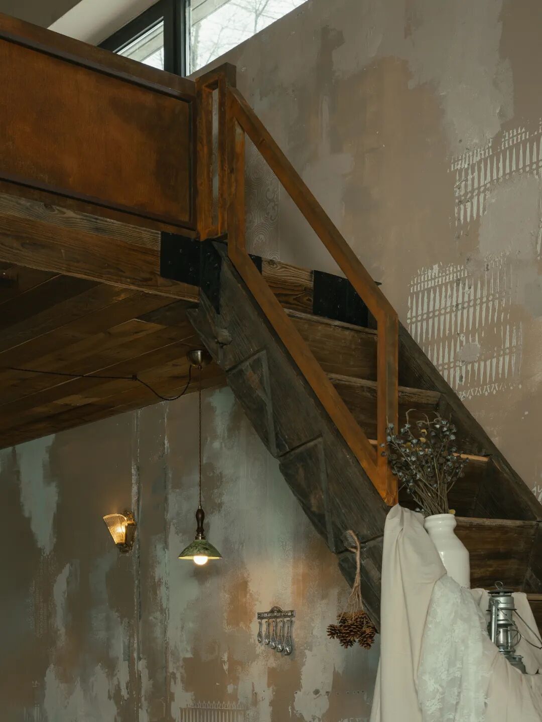 黑松果coffee& pizza丨中国长春丨杨光空间设计工作室-40