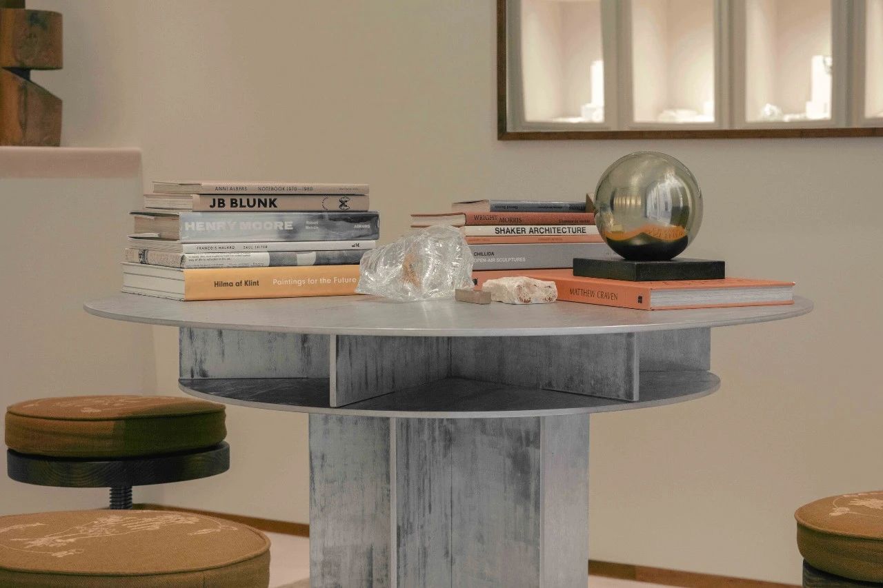 新作丨Valériane Lazard  自由的线条-18