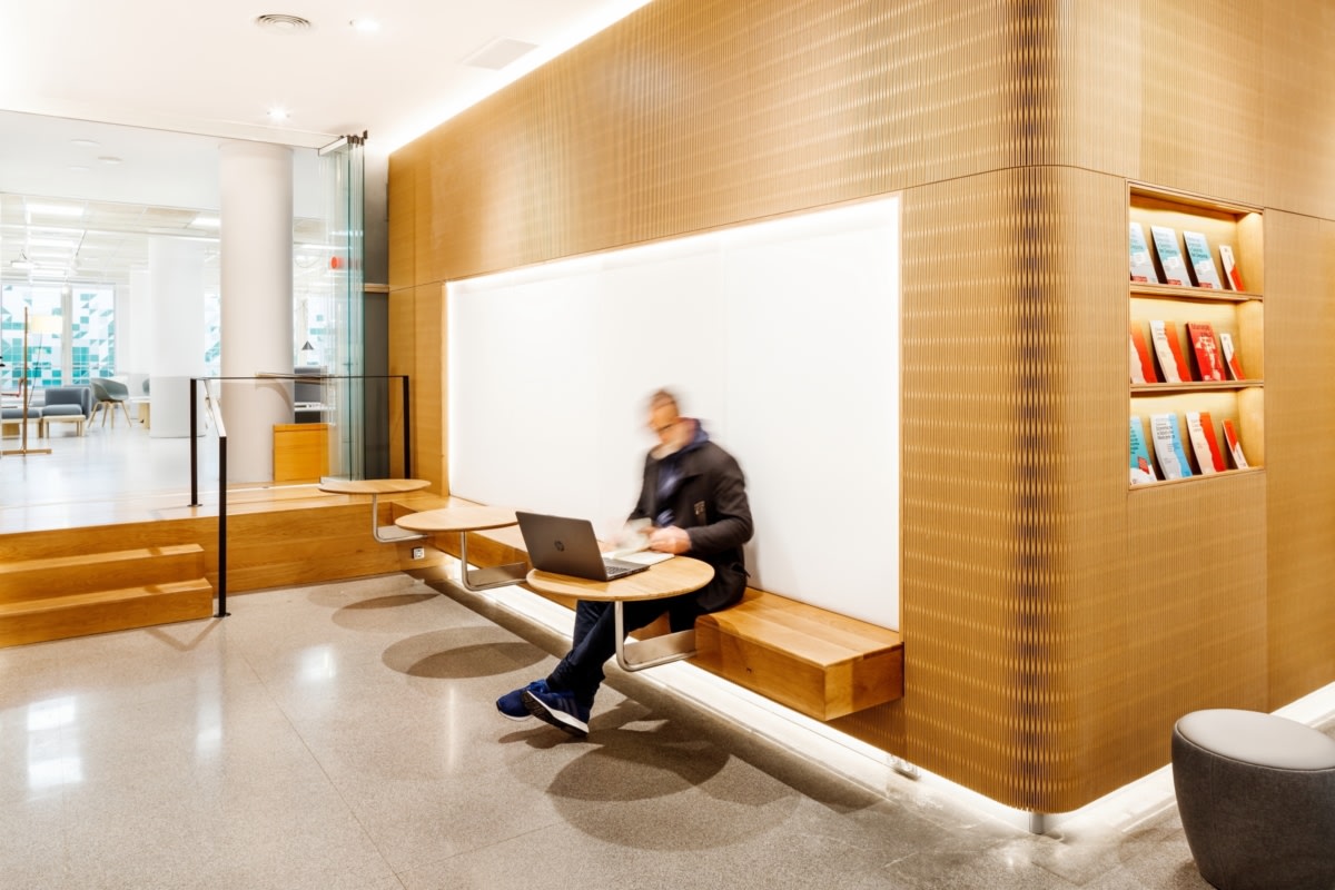 BSM Pompeu Fabra 大学 Hall 设计丨西班牙巴塞罗那丨DEARDESIGN STUDIO-23