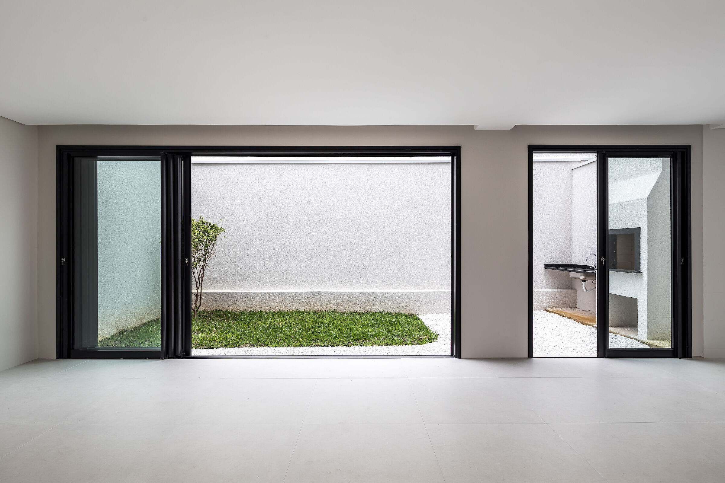 巴西 Curitiba 联排别墅设计丨Nommo Arquitetos-24