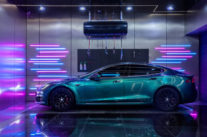 华中首家特斯拉 OTA 拓速升级店-16