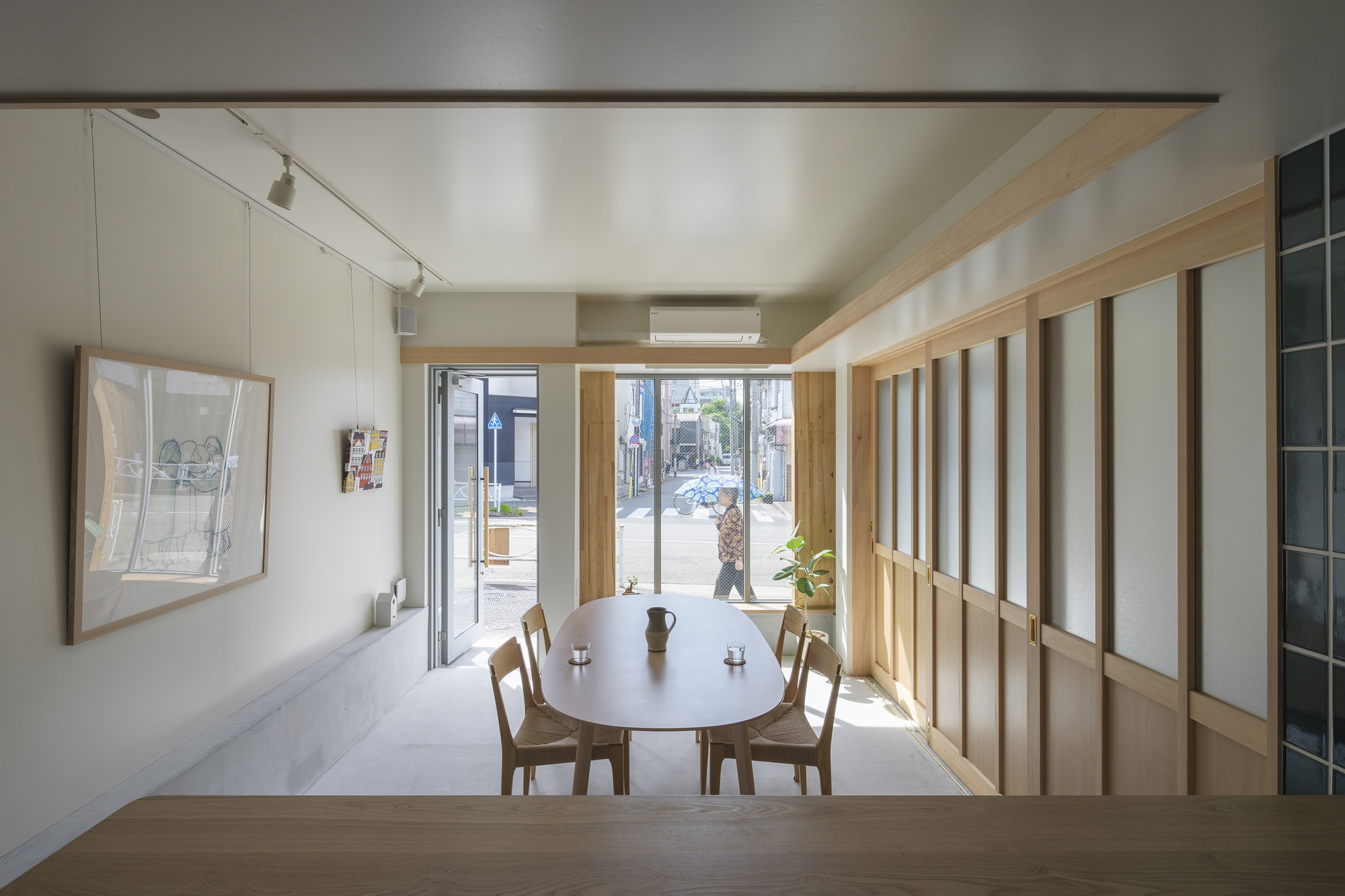 A House, Resident and Milk Delivery Service  / Meguro Architecture Laboratory-14