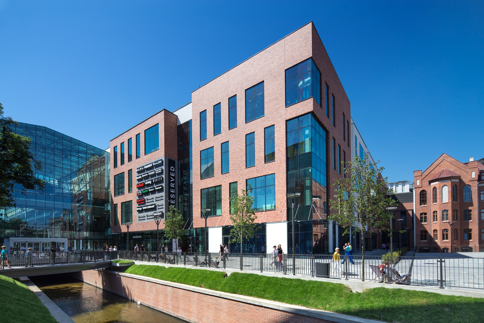 波兰格但斯克 Forum Gdansk 购物中心-1