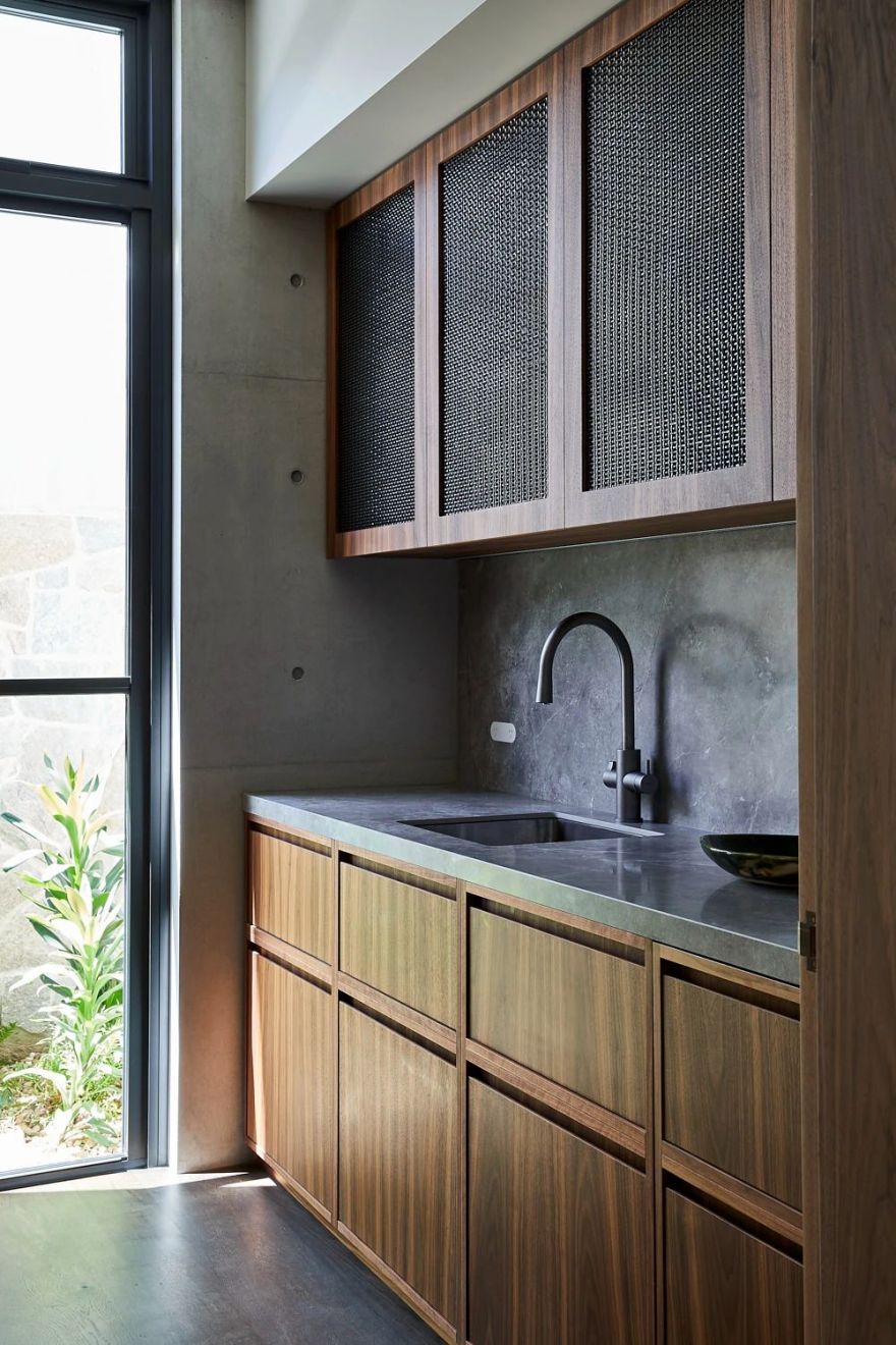 悉尼极简主义的别墅丨澳大利亚悉尼丨澳大利亚建筑师和家具设计师丹尼尔博丹-14