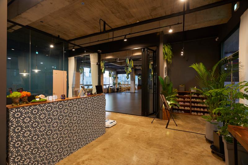 温润宜居的 70 平韩式瑜伽室设计-16