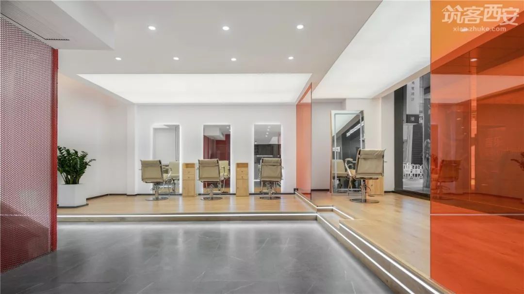 西安 T11 商圈的时尚美发空间 | 打破层高限制,展现极致设计魅力-49