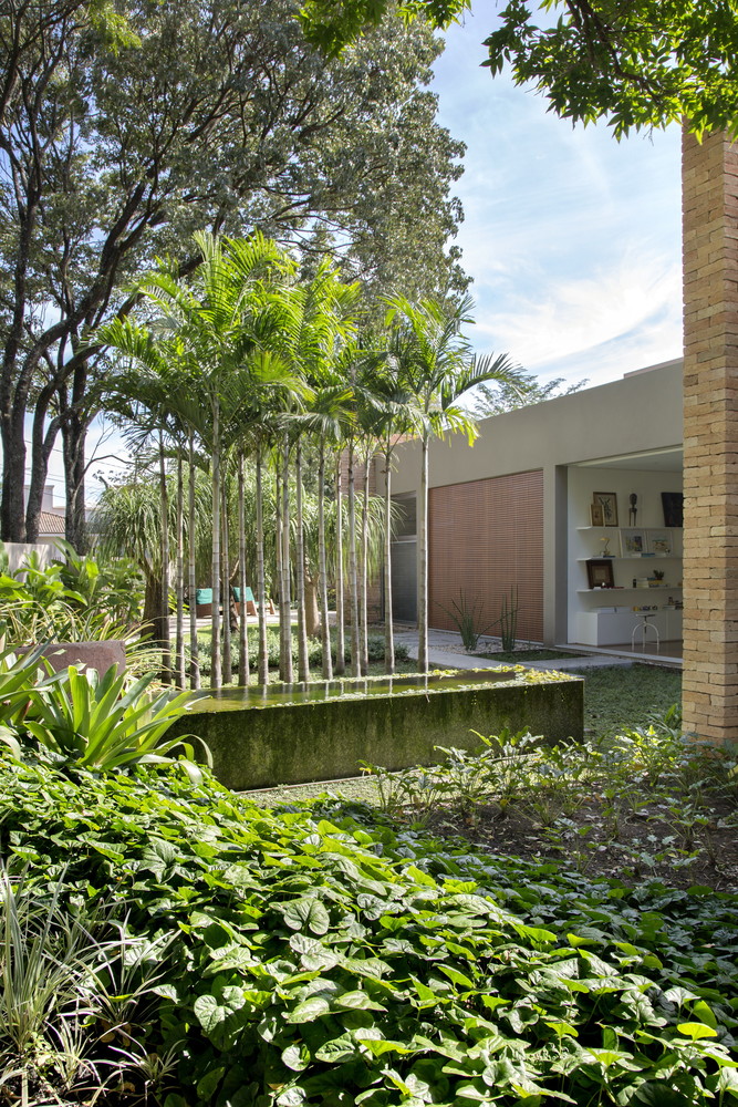 巴西 Bourgainvile 2 House · 家庭共享的现代空间-38