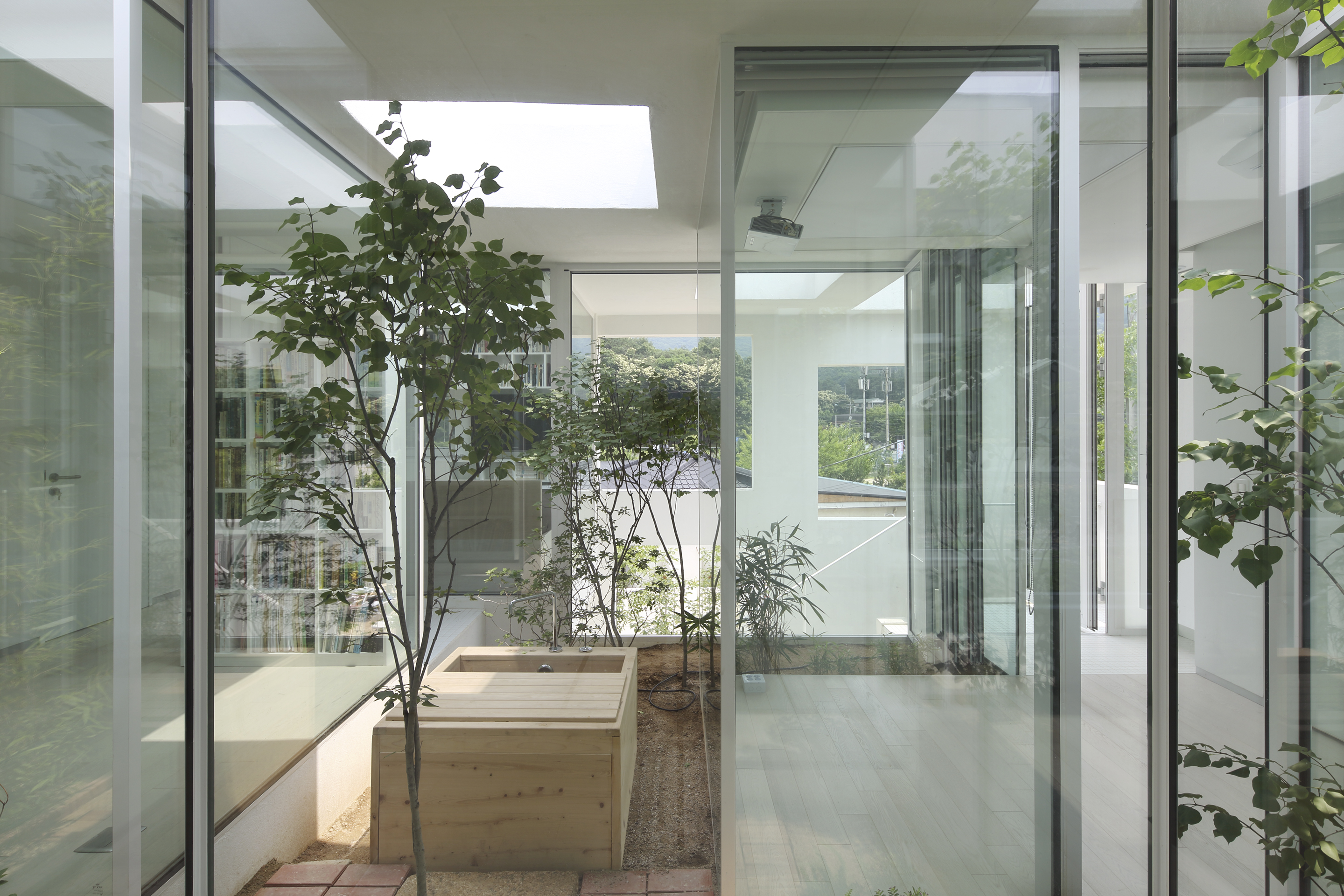 9x9 experimental house-16