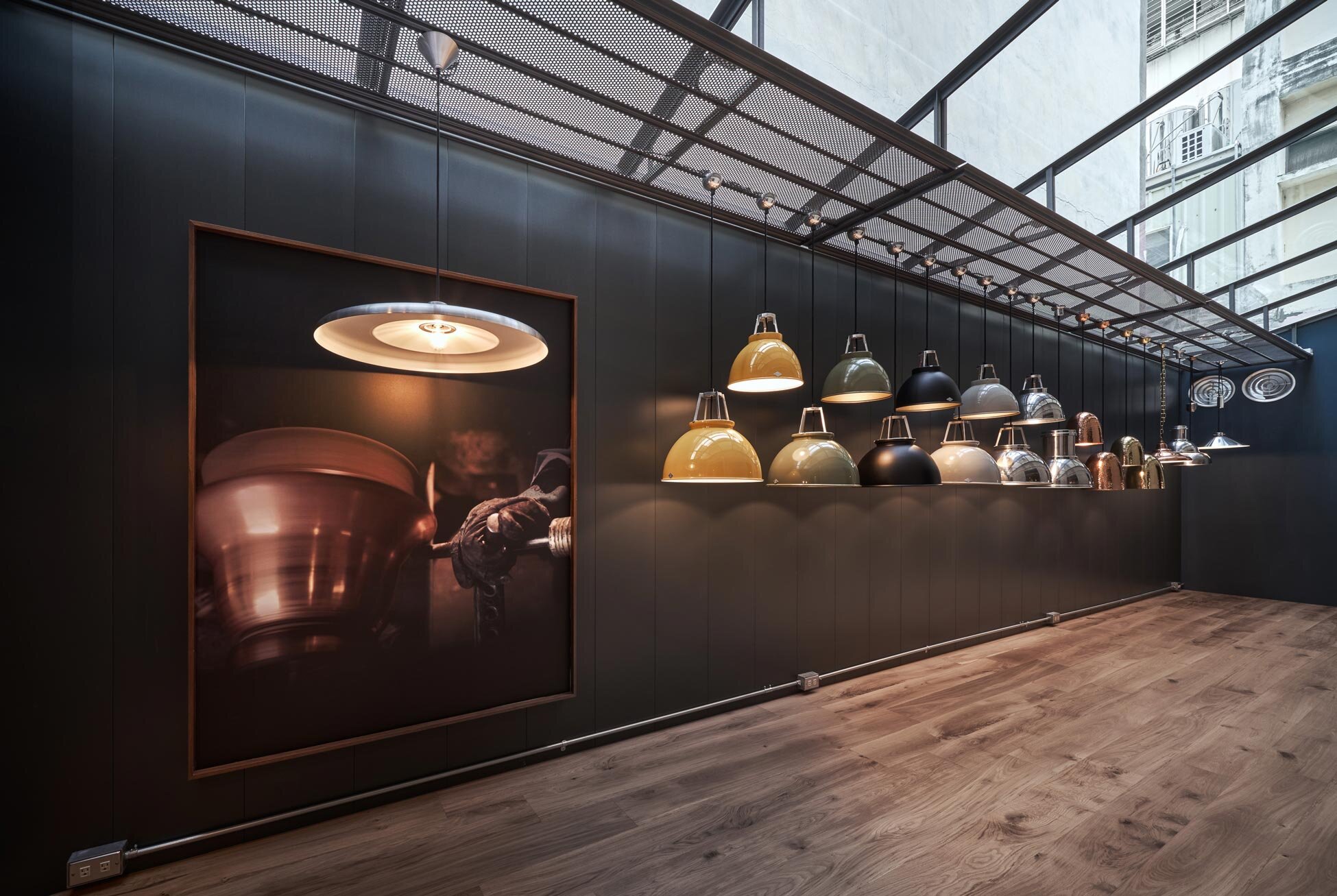 曲徑深處流淌的曖曖微光，宛如博物館的光之藝術：英國燈飾品牌Original BTC 落腳飄散桂花香的台中老宅 — Hey!Cheese-16