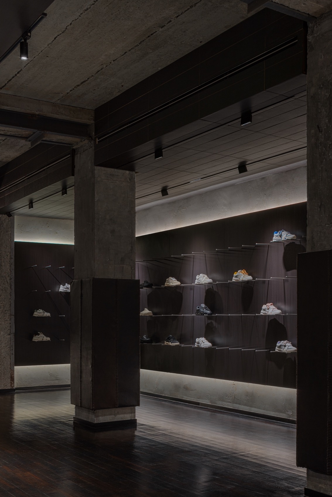 上海 The last Redemption 服装店丨中国上海丨直距设计-25