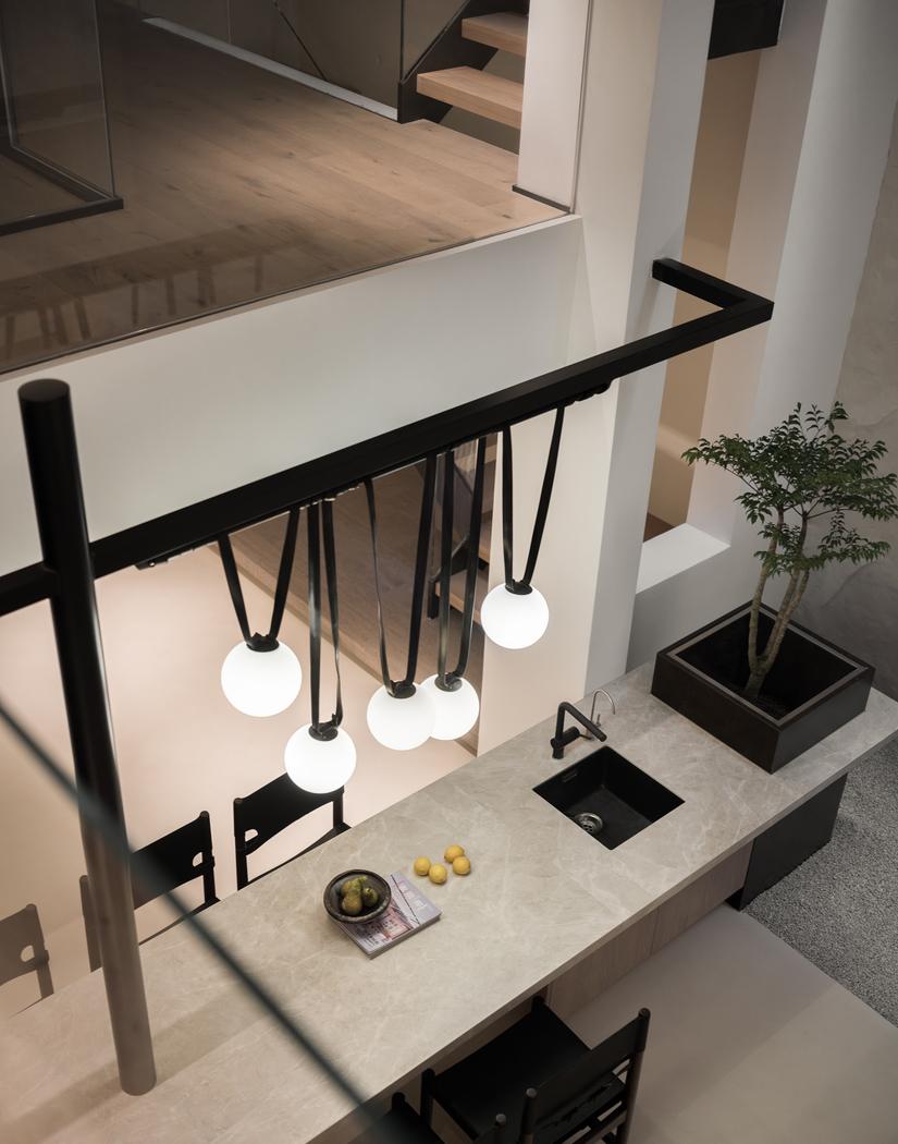 中国上海松江区别墅简约白与原木经典搭配设计-64