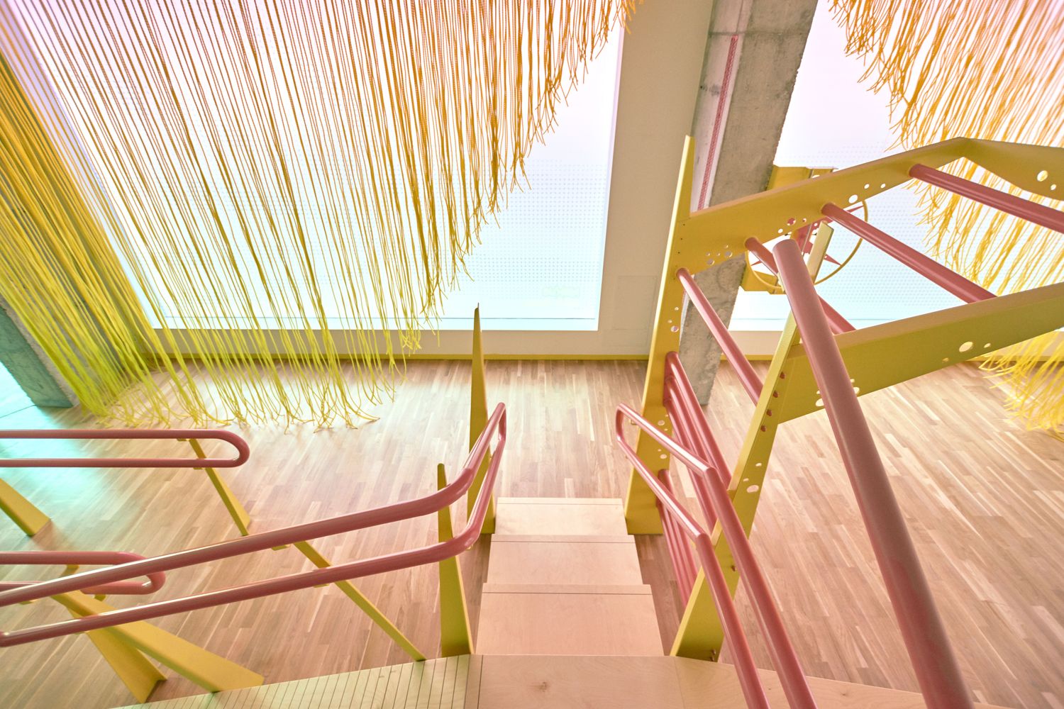 色彩与光代谢视角下的全方位康复中心设计-35