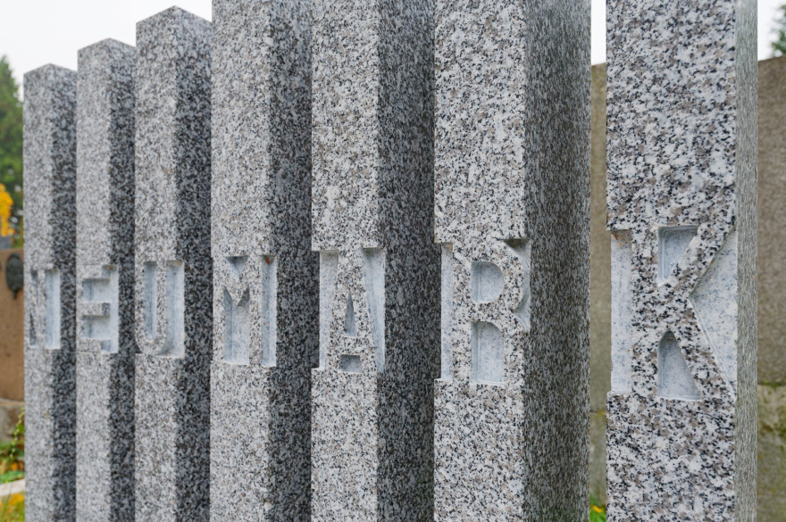 Neumark家族墓碑丨捷克丨Brno建筑工作室NEW WORK-6