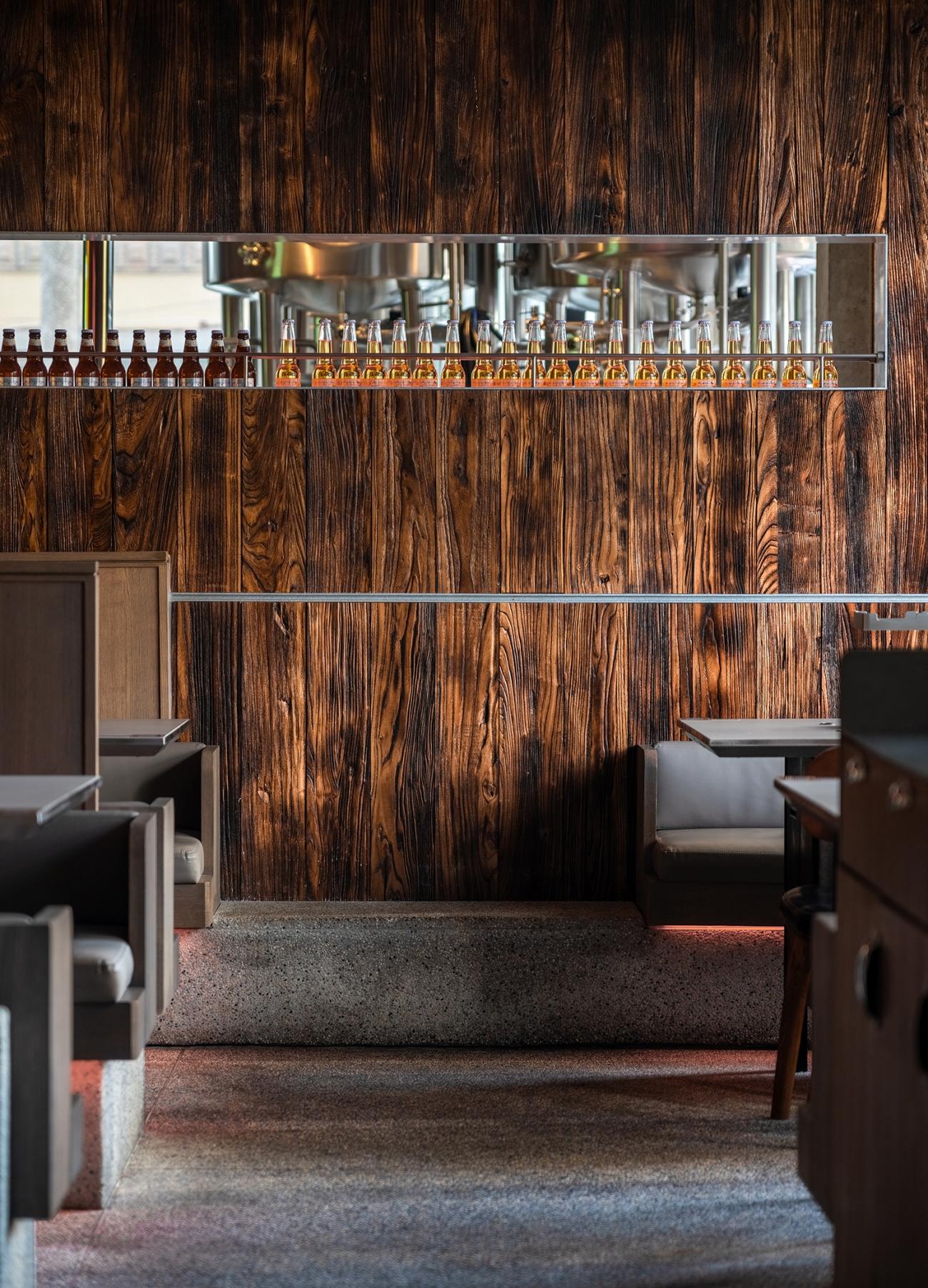 肉串汪上海外滩店丨中国上海丨IN.X屋里门外-14