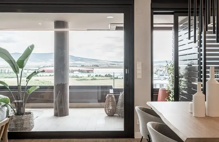 西班牙木质设计公寓,打造温馨现代生活空间-9