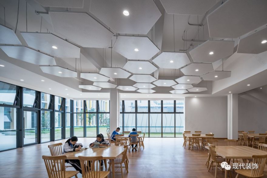 华中师范大学附属龙园学校-83