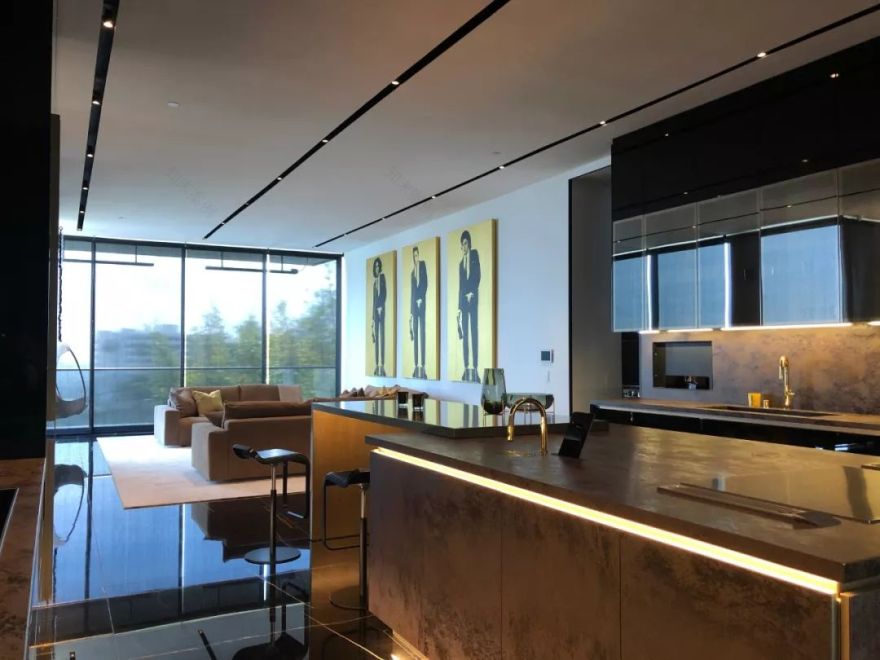 洛杉矶双层泳池豪宅,诠释精致考究的现代生活-45