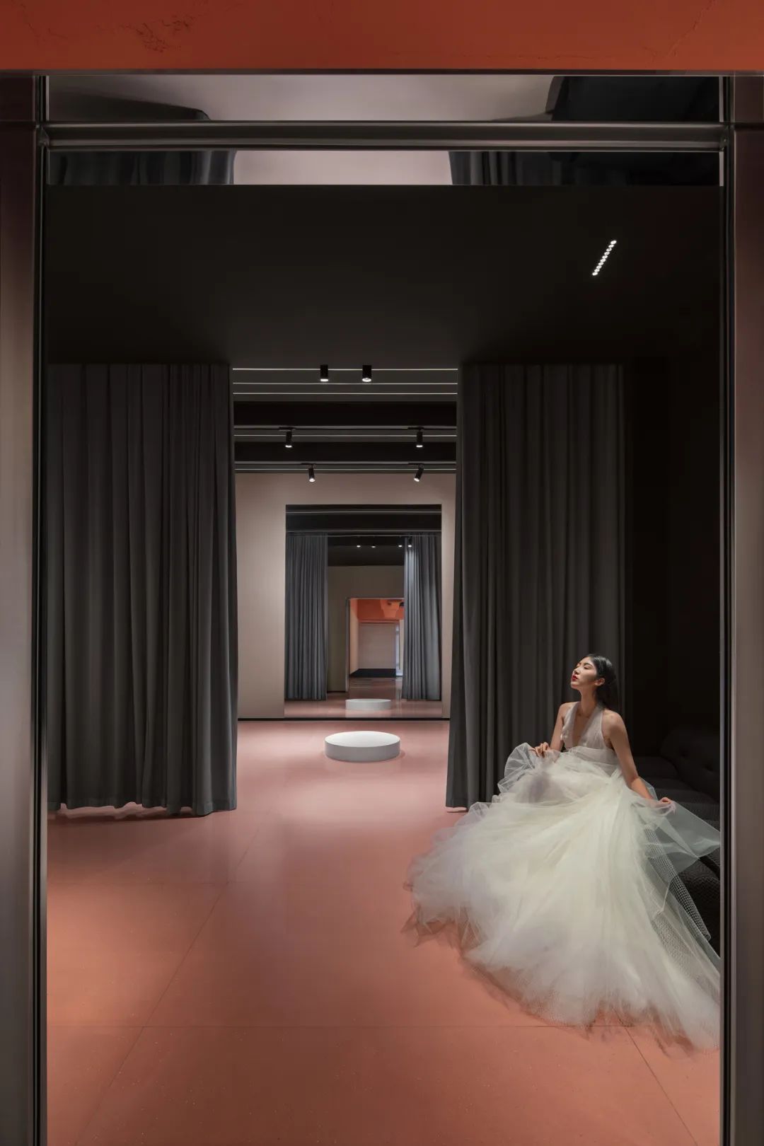 唯惜 LE'PRECIOUS 婚纱郑州双店丨中国郑州丨SALONE DEL SALON|得德设计-50