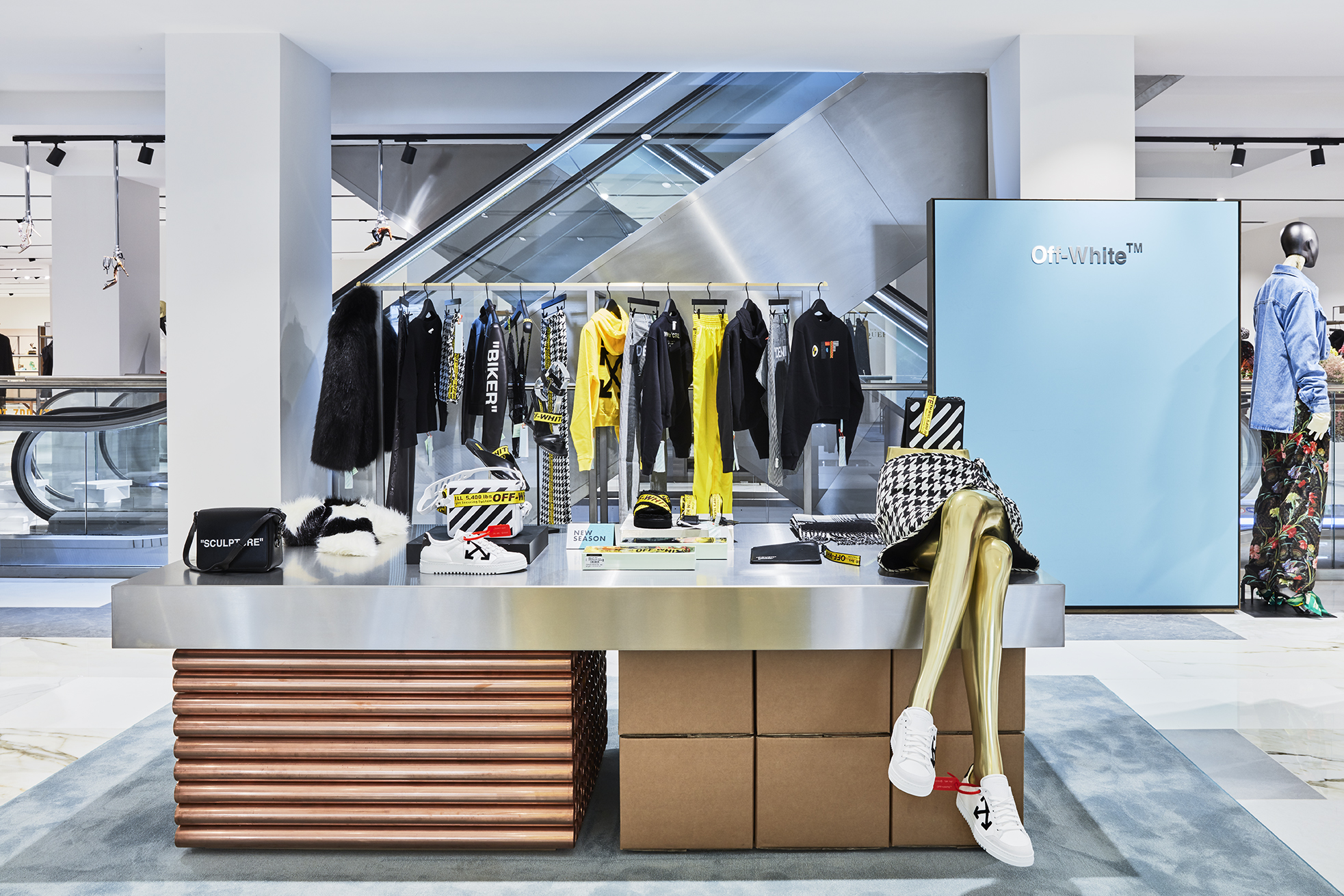 伦敦 Harvey Nichols 国际女性时装楼层新概念-15