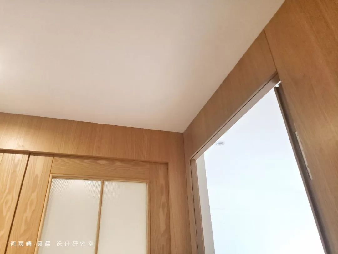 原木自然系家居,打造多才摄影师的温馨生活空间-98