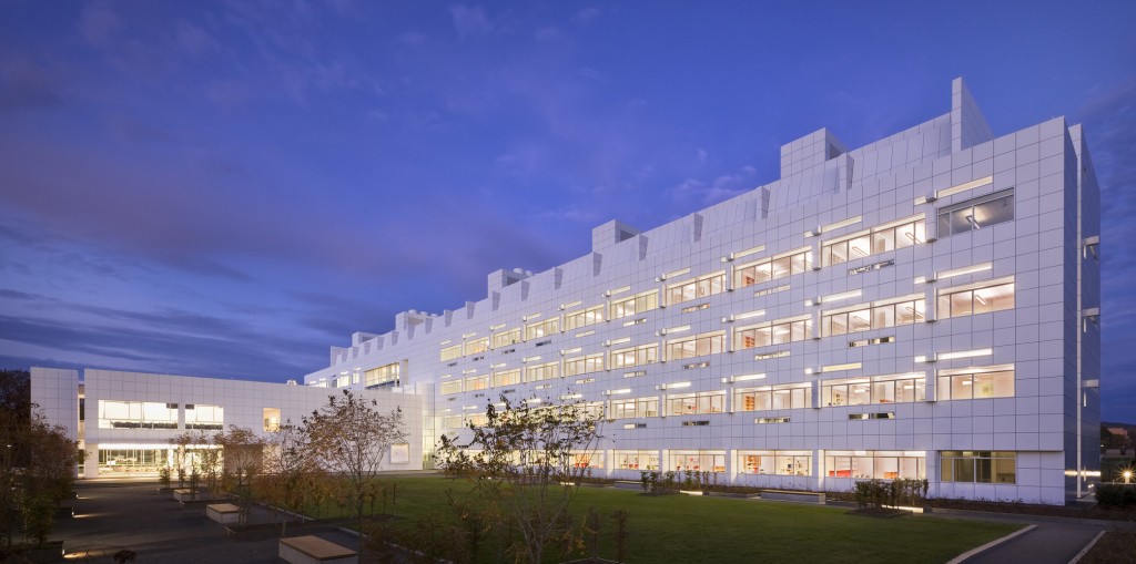 Cornell University, Weill Hall  Richard Meier-3