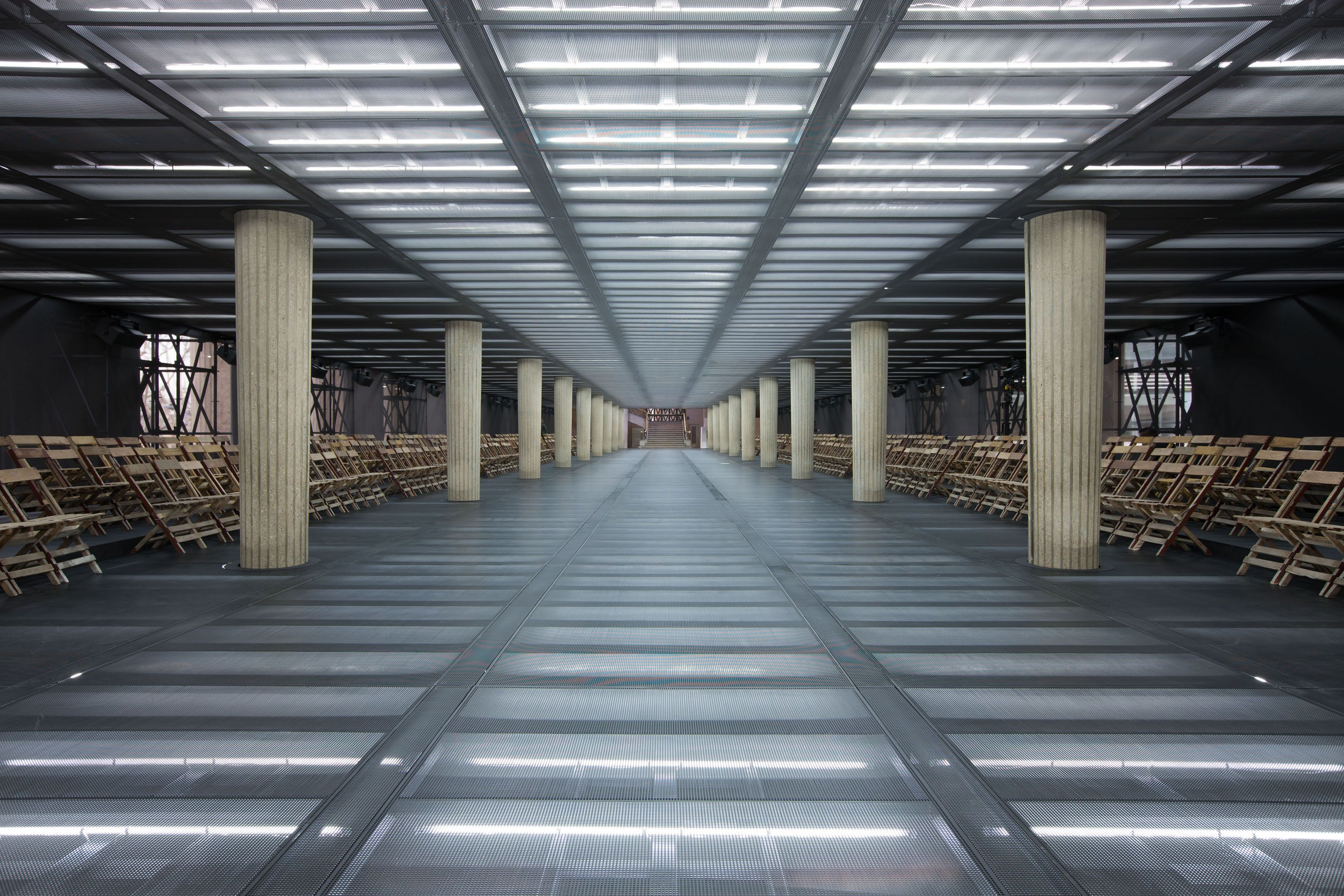 2013 FW Miu Miu 巴黎大秀-3