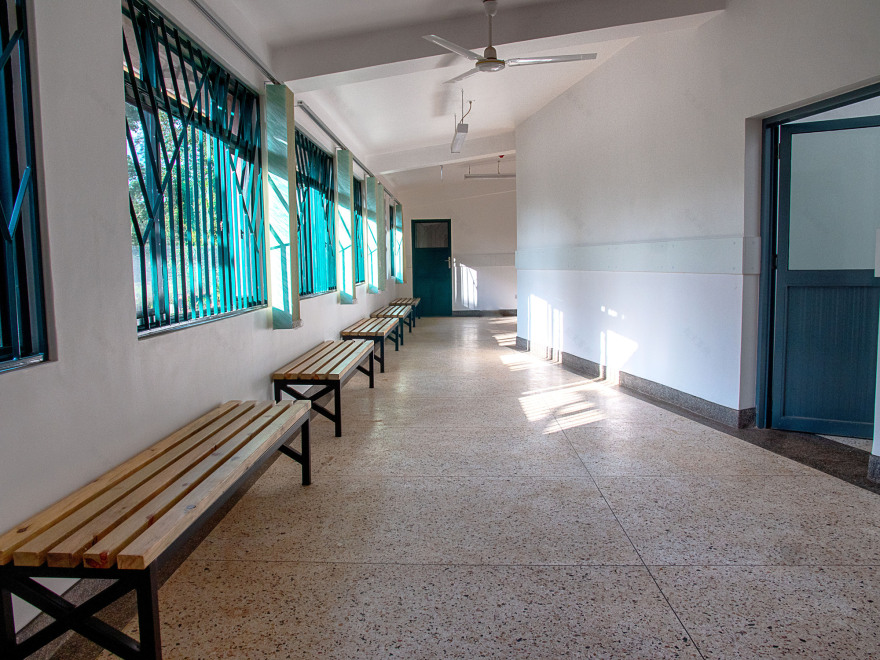 乌干达基贝里瓦手术设施-16